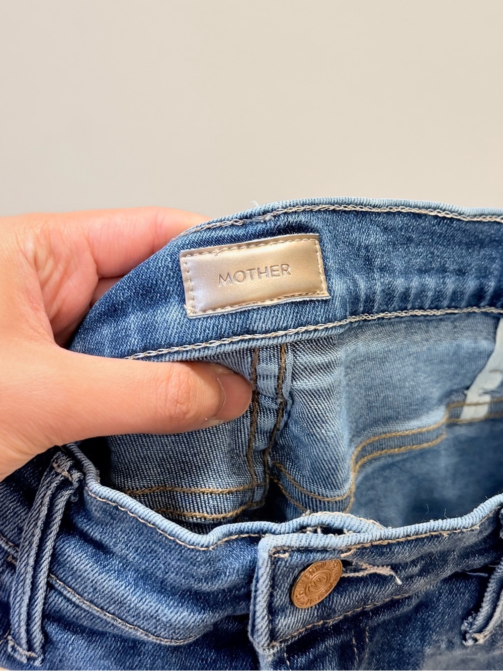Mother Women’s The Hustler Ankle Fray Denim Jeans in Home Movies - Picture 4 of 7